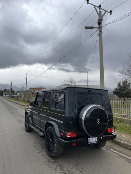 Tirane, shitet makine Mercedes Benz G63 Benzin, e zeze automatik Klima 162.283 km 55.000 €