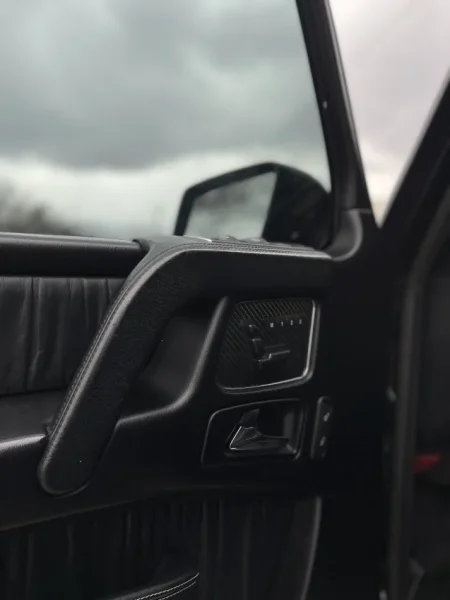 Tirane, shitet makine Mercedes Benz G63 Benzin, e zeze automatik Klima 162.283 km 55.000 €