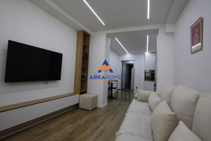 Tirane, jepet me qera apartament 1+1 Kati 0, 66 m² 650 € 