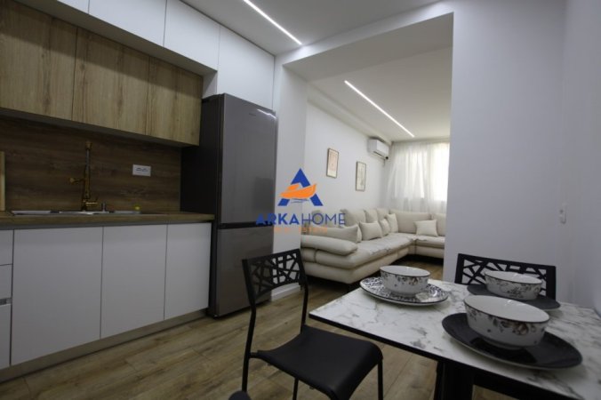 Tirane, jepet me qera apartament 1+1 Kati 0, 66 m² 650 € 