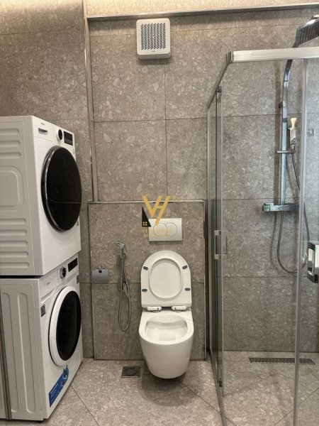 Tirane, jepet me qera apartament Kati 5, 40 m² 400 € (ASTIR)