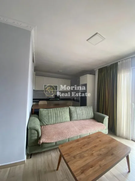 Tirane, jepet me qera apartament 1+1 Kati 6, 60 m² 500 € (Rruga 5 Maji)