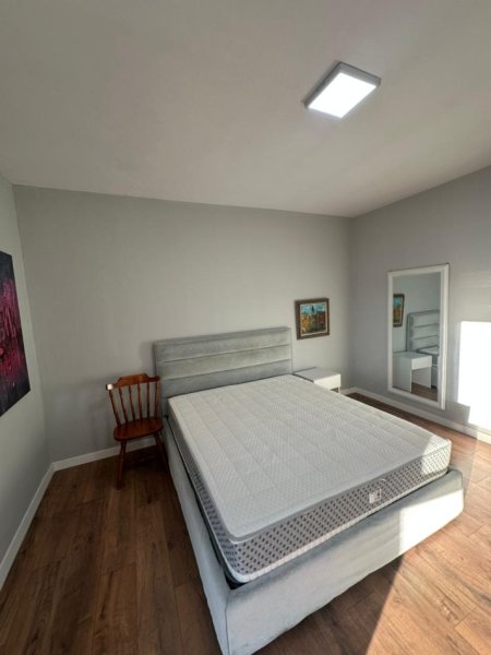 Tirane, shitet apartament 2+1 , 125 m² 