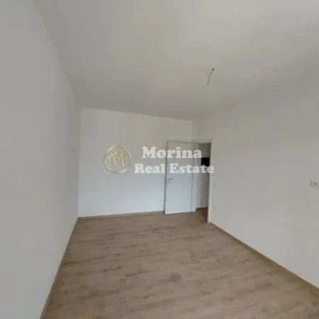 Tirane, shitet apartament 2+1 Kati 2, 107 m² 132.000 € (Paskuqan)