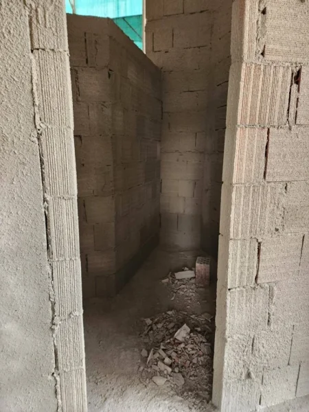 Tirane, shitet dyqan Kati 0, 48 m² 