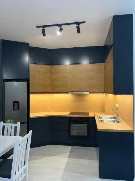 Tirane, jepet me qera apartament 1+1+Ballkon Kati 2, 600 € 