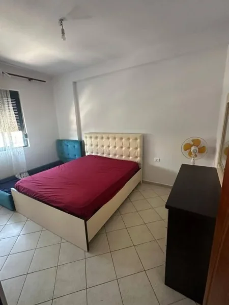 Tirane, shitet apartament 1+1+Ballkon Kati 7, 67 m² 82.000 € (kombinat)
