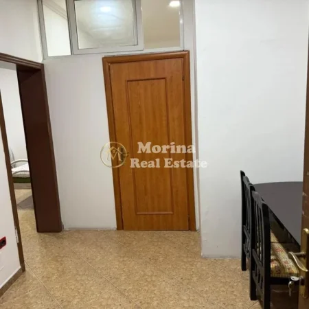 Tirane, jepet me qera shtepi 2+1 Kati 2, 60 m² 430 € (Rruga e Dibres)