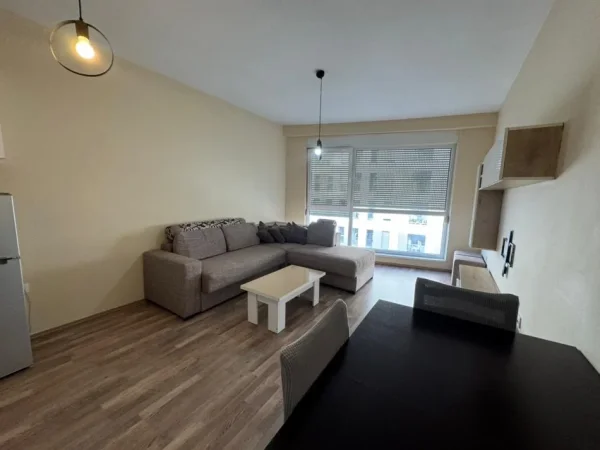 Tirane, jepet me qera apartament 1+1 Kati 5, 500 €
