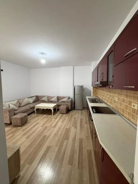 Tirane, jepet me qera apartament 2+1 Kati 6, 80 m² 430 € (Misto Mame Yzberisht)