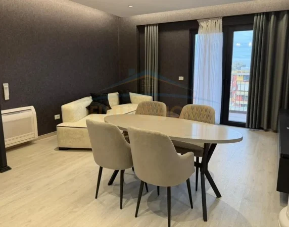 Qira, Apartament 2+1, Rruga e Kavajës, Garden Building, Tiranë.