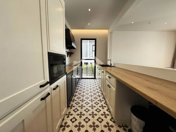 Tirane, jepet me qera apartament 2+1 Kati 0, 109 m² 1.400 € (“O2 RESIDENCE”, LIQENI I FARKES)