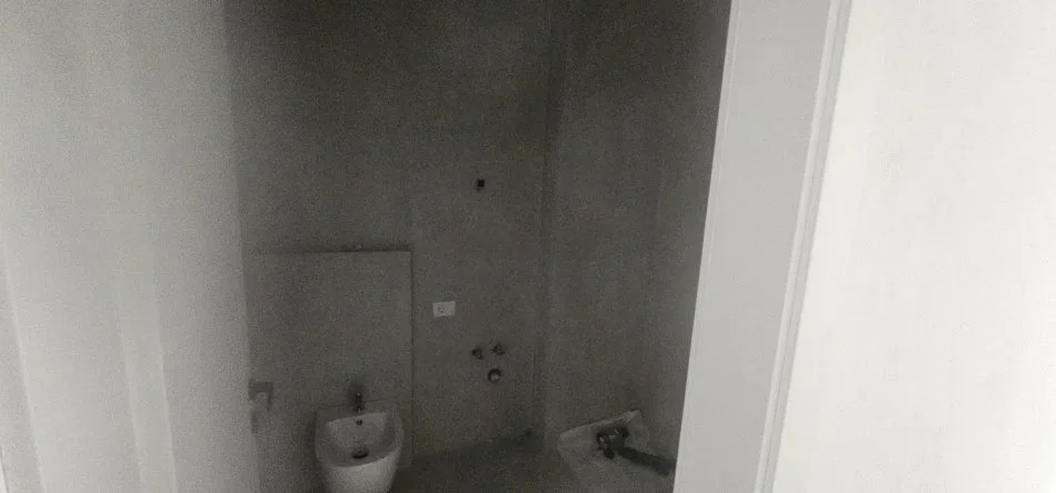 Tirane, shes apartament 3+1 Kati 2, 339.000 € (Pazari i ri)