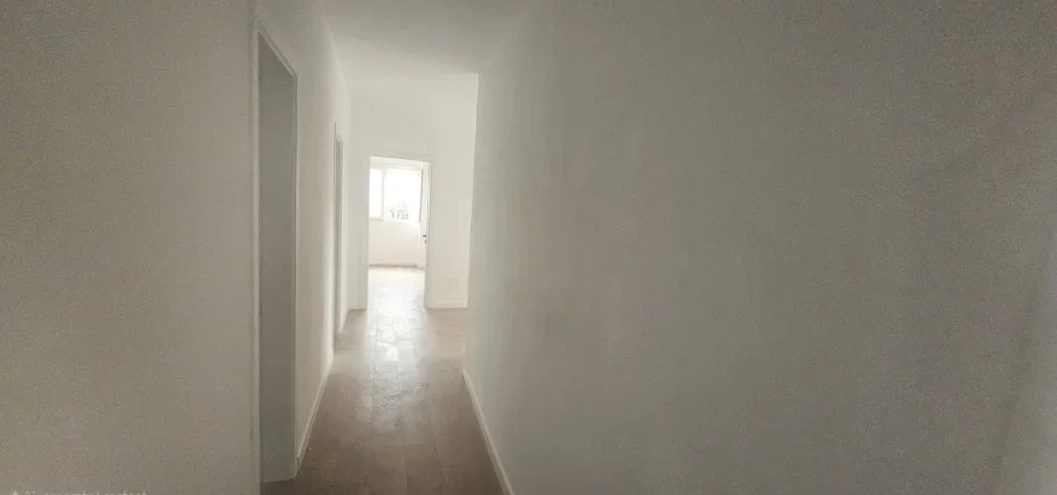 Tirane, shes apartament 3+1 Kati 2, 339.000 € (Pazari i ri)