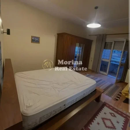 Tirane, jepet me qera apartament 1+1 Kati 2, 70 m² 650 € (Sheshi Willson)