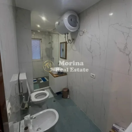 Tirane, jepet me qera apartament 1+1 Kati 2, 70 m² 650 € (Sheshi Willson)