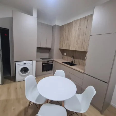 Jap 1+1 te Rezidenca Kadiu,(Kompleksi Mangalem)