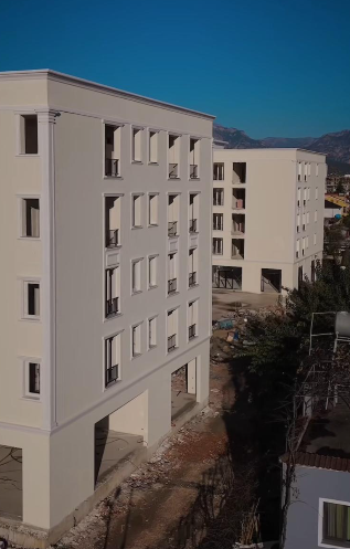 Tirane, shitet apartament 2+1 Kati 4, 102 m² 850.000 € (Kamez)