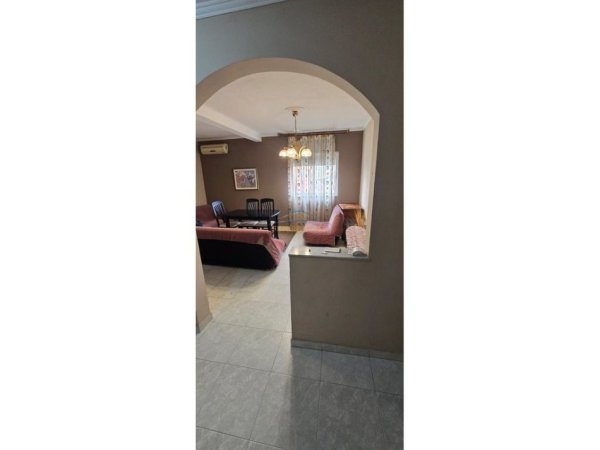 Tirane, shitet apartament 3+1+Ballkon Kati 4, 75 m² 177.000 € 