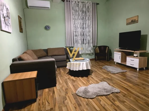 Tirane, jepet me qera apartament 1+1+Ballkon Kati 1, 78 m² 500 € (MYSLYM SHYRI)