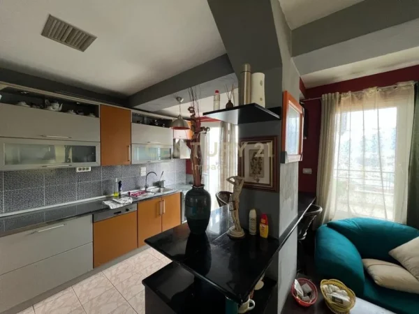 Tirane, shes apartament duplex 3+1+Aneks+Ballkon Kati 4, 220 m² 323.500 € (KODRA E DIELLIT 1)