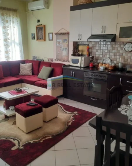 Tirane, shitet apartament 2+1 Kati 8, 80 m² 12.400.000 ALL (Yzberisht)