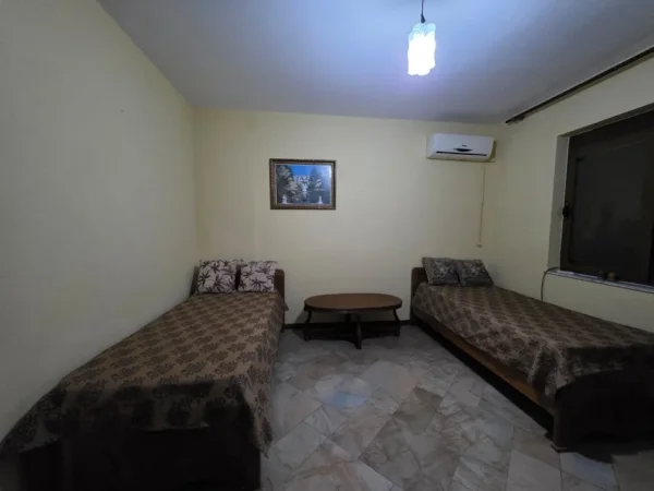 JEPET ME QERA APARTAMENT 3+1 PRANE SPITALIT AMERIKAN2 , RRUGA E DIBRES