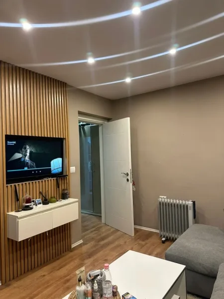 Tirane, jepet me qera apartament 1+1 Kati 3, 65 m² 550 €, Përball Harry Fultz, Zogu i Zi,Tiranë.