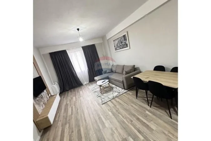 Tirane, jepet me qera apartament 1+1 Kati 2, 120 m² 500 € (Urban Gate)
