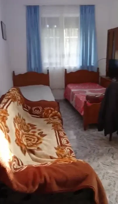 Tirane, jepet me qera apartament 2+1 Kati 1, 60 m² 400 € (RRUGA E ELBASANIT)