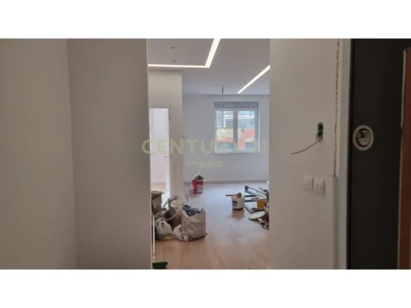 Tirane, shitet apartament 1+1 , 64 m² 130.000 € (Liqeni i Thate, Tiranë)
