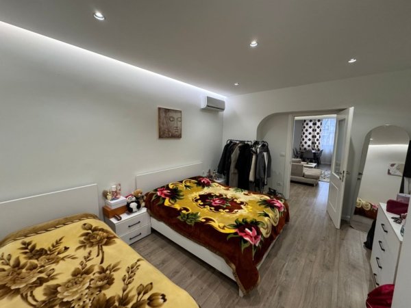 Tirane, shitet apartament 1+1 Kati 4, 67 m² 115.000 € (Shkolla "Vasil Shanto", prane KESH)