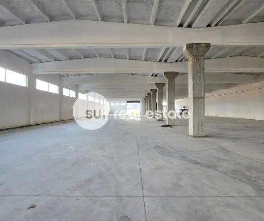 Shkoder, jepet me qera magazine Kati 0, 2.050 m² 5.500 € (rr. INXH GJOVALIN GJADRI)