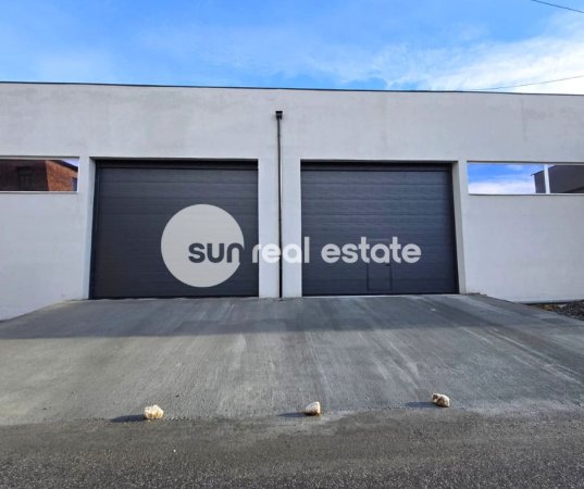 Shkoder, jepet me qera magazine Kati 0, 2.050 m² 5.500 € (rr. INXH GJOVALIN GJADRI)