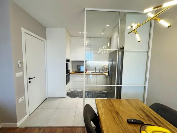 Tirane, shitet apartament 2+1 , 100 m² 199.000 € 