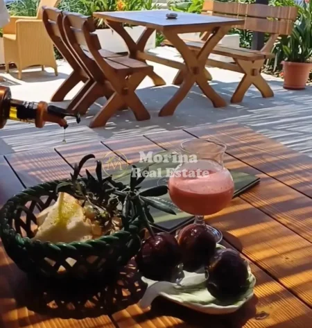 Vlore, jepet me qera ambjent biznesi Kati 1, 1.200 m² 50.000 € (Himare, Qeparo)