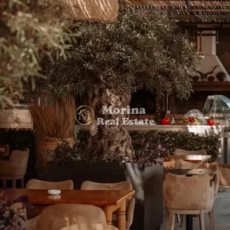 Vlore, jepet me qera ambjent biznesi Kati 1, 1.200 m² 50.000 € (Himare, Qeparo)