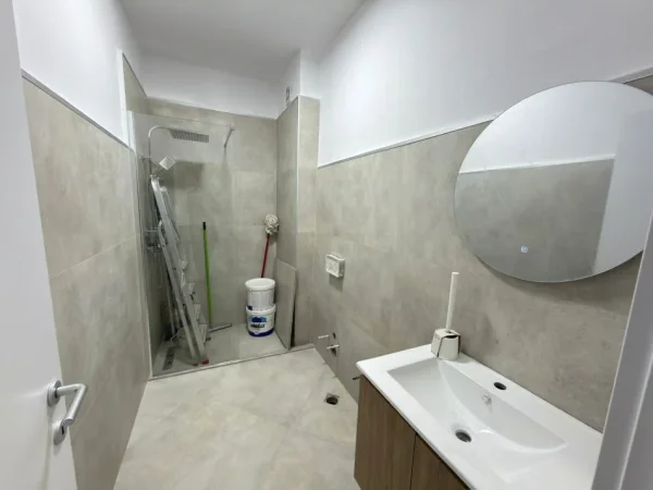 Tirane, jepet me qera apartament 2+1 Kati 7, 94 m² 700 € (Don Bosko)