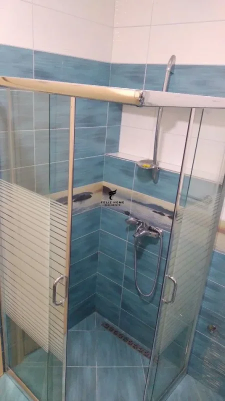 Tirane, jepet me qera apartament 1+1 Kati 5, 70 m² 570 € (RRUGA E KOSOVAREVE)