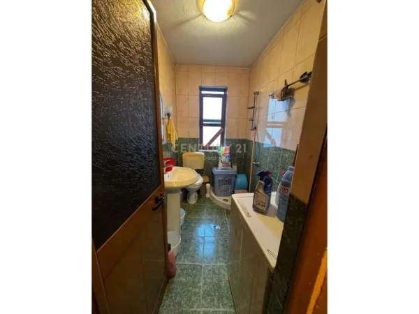 Tirane, shitet apartament 3+1+Ballkon Kati 6, 117 m² 170.000 € 
