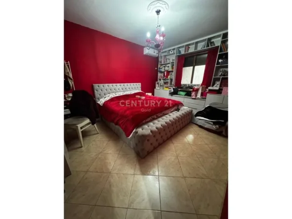 Tirane, shitet apartament 3+1+Ballkon Kati 6, 117 m² 170.000 € 