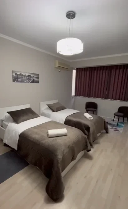 Tirane, jepet me qera apartament 2+1 Kati 3, 60 m² 450 € (LAPRAKE)