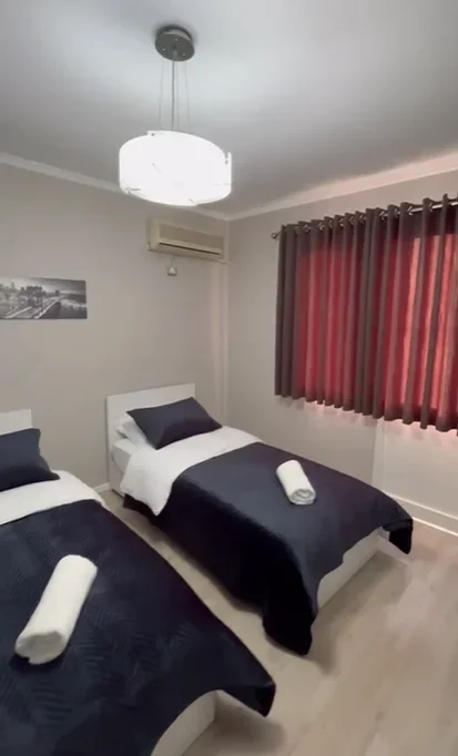 Tirane, jepet me qera apartament 2+1 Kati 3, 60 m² 450 € (LAPRAKE)