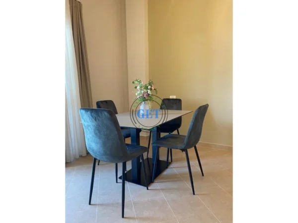 Durres, jepet me qera apartament 1+1 Kati 6, 75 m² 450 € (plazh iliria)