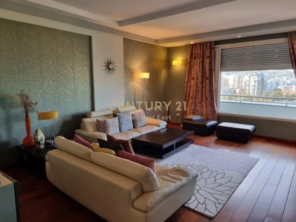 Tirane, jepet me qera apartament 2+1 Kati 1, 142 m² 1.400 € (Stadiumi Dinamo)