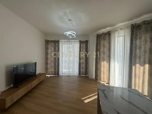 Tirane, jepet me qera apartament 2+1 Kati 7, 115 m² 550 € (Astir)