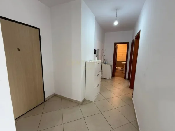 Tirane, jepet me qera apartament 2+1 Kati 1, 86 m² 550 € (Delijorgji)