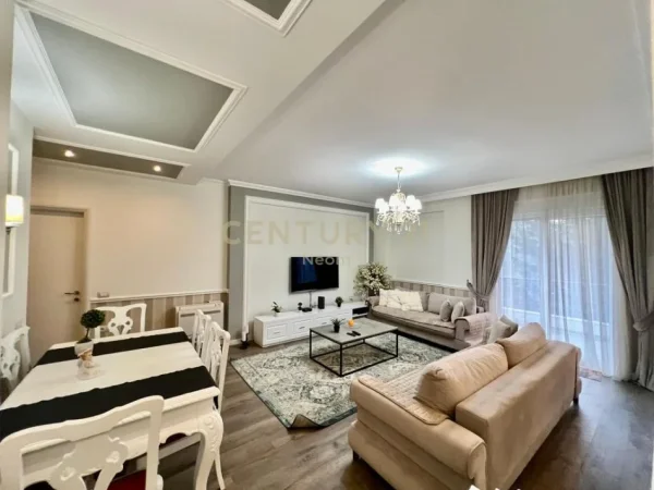 Tirane, jepet me qera apartament 2+1 Kati 4, 125 m² 1.300 € (Kompleksi Fz)