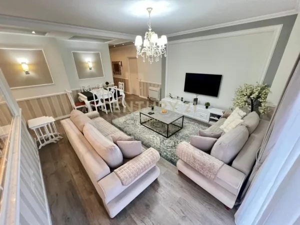Tirane, jepet me qera apartament 2+1 Kati 4, 125 m² 1.300 € (Kompleksi Fz)