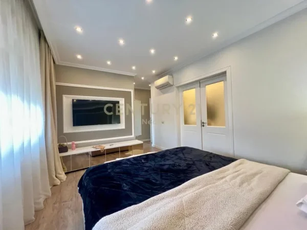 Tirane, jepet me qera apartament 2+1 Kati 4, 125 m² 1.300 € (Kompleksi Fz)